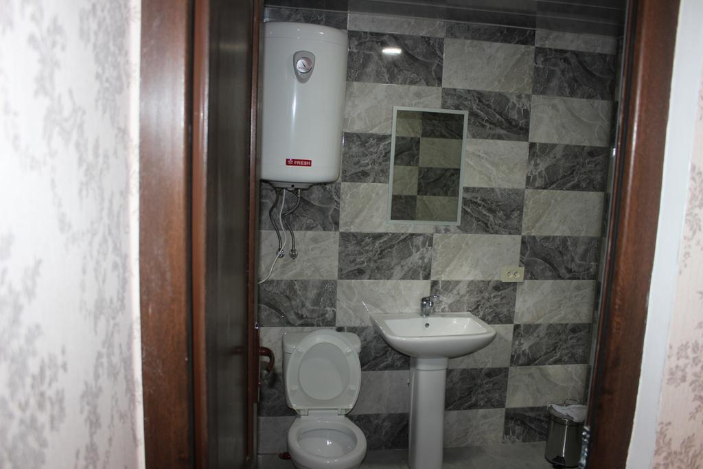 Sakhli Laghamshi Hotell Mestia Exteriör bild