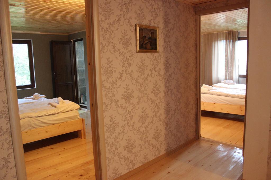 Sakhli Laghamshi Hotell Mestia Exteriör bild