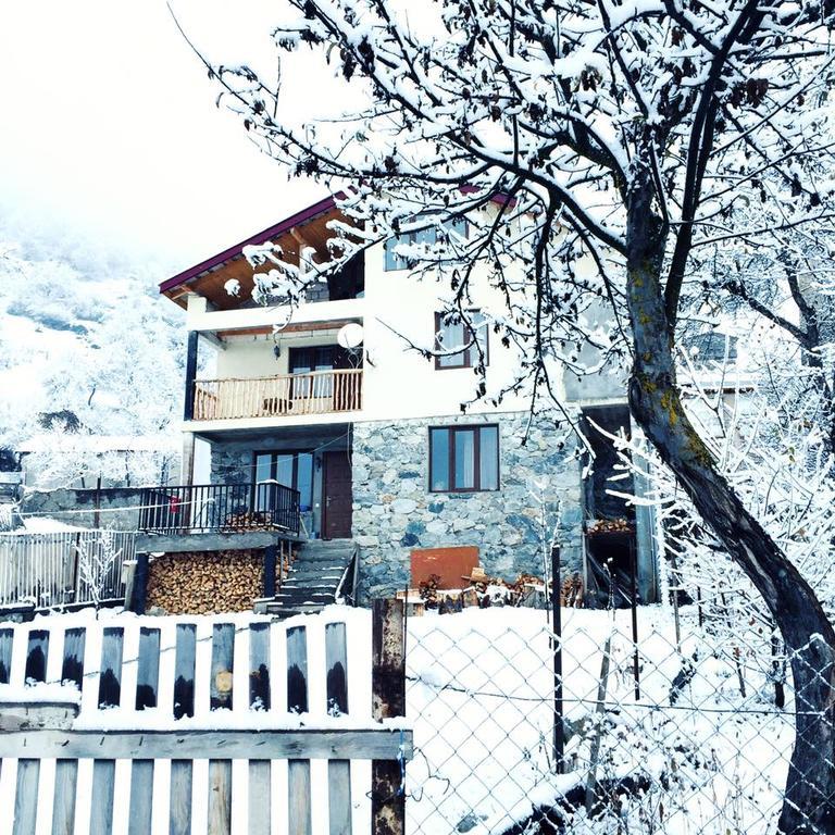 Sakhli Laghamshi Hotell Mestia Exteriör bild