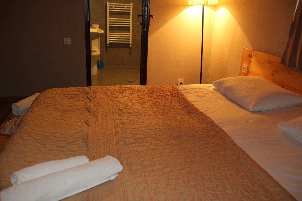 Sakhli Laghamshi Hotell Mestia Exteriör bild
