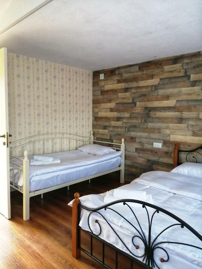 Sakhli Laghamshi Hotell Mestia Exteriör bild